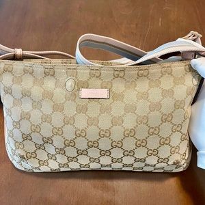 🌸Authentic Gucci Sherry Shoulder Beige Canvas🌸